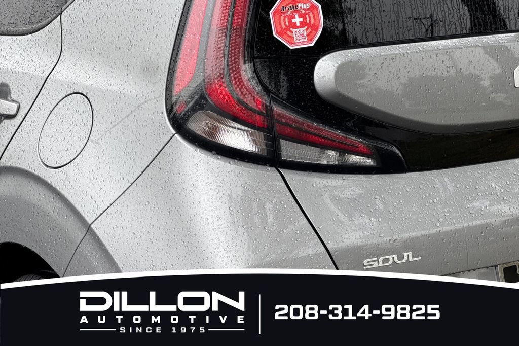 Certified 2023 Kia Soul LX w/ LX Technology Package FWD image 28