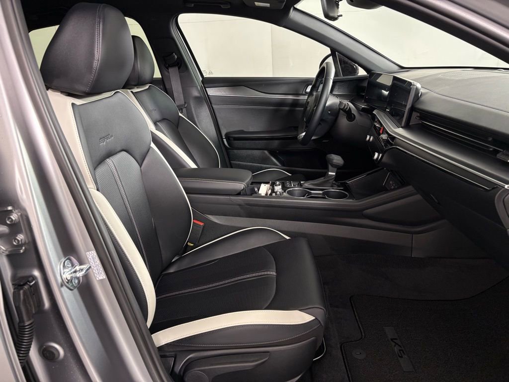 New 2026 Kia K5 GT-Line image 45