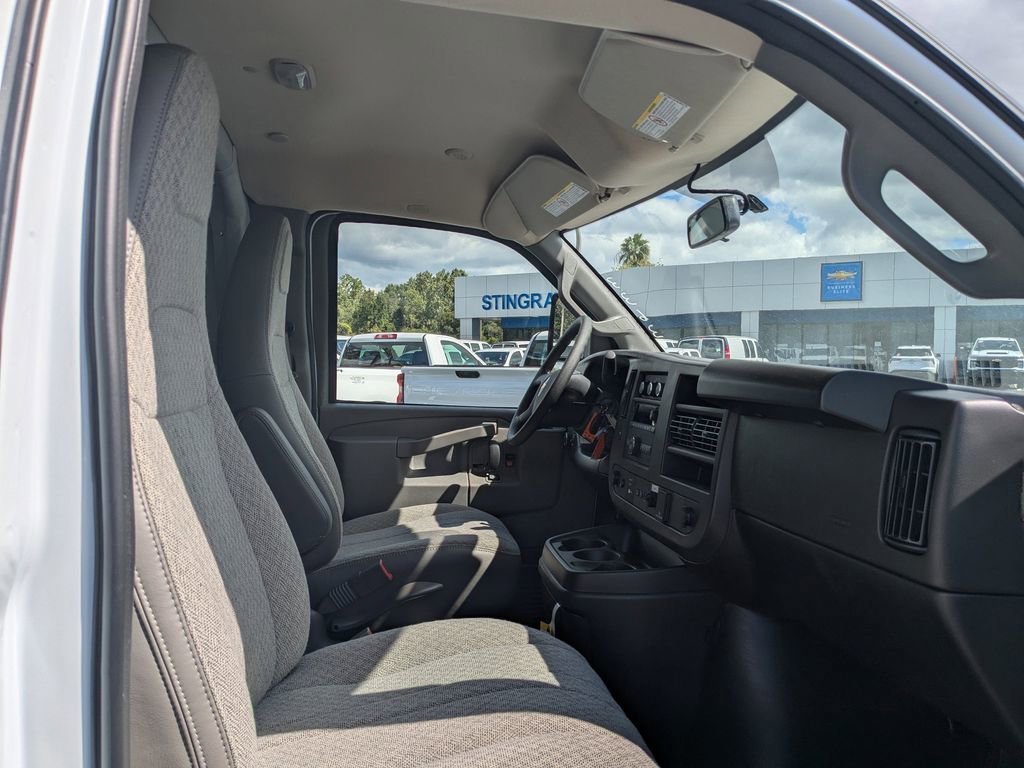 New 2025 Chevrolet Express 3500 w/ Power Convenience Package image 14