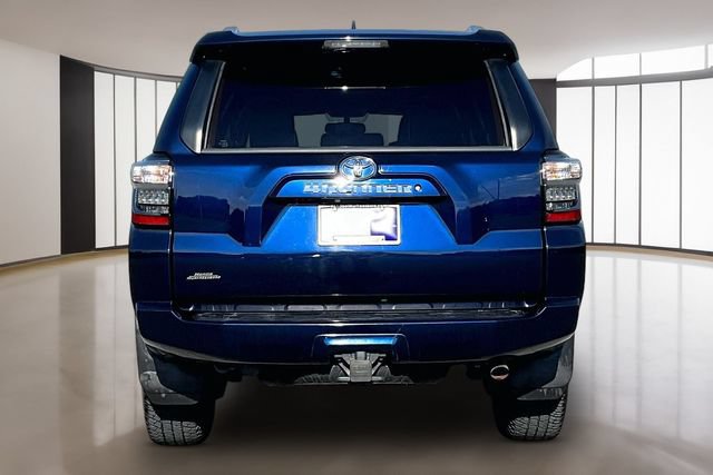 Used 2017 Toyota 4Runner SR5 Premium AWD/4WD image 5