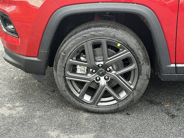 New 2026 Jeep Compass Limited w/ Sun, Sound & Navigation Group AWD/4WD image 11