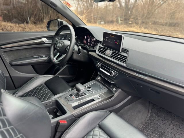 Used 2020 Audi SQ5 Premium Plus w/ Premium Plus Package image 19
