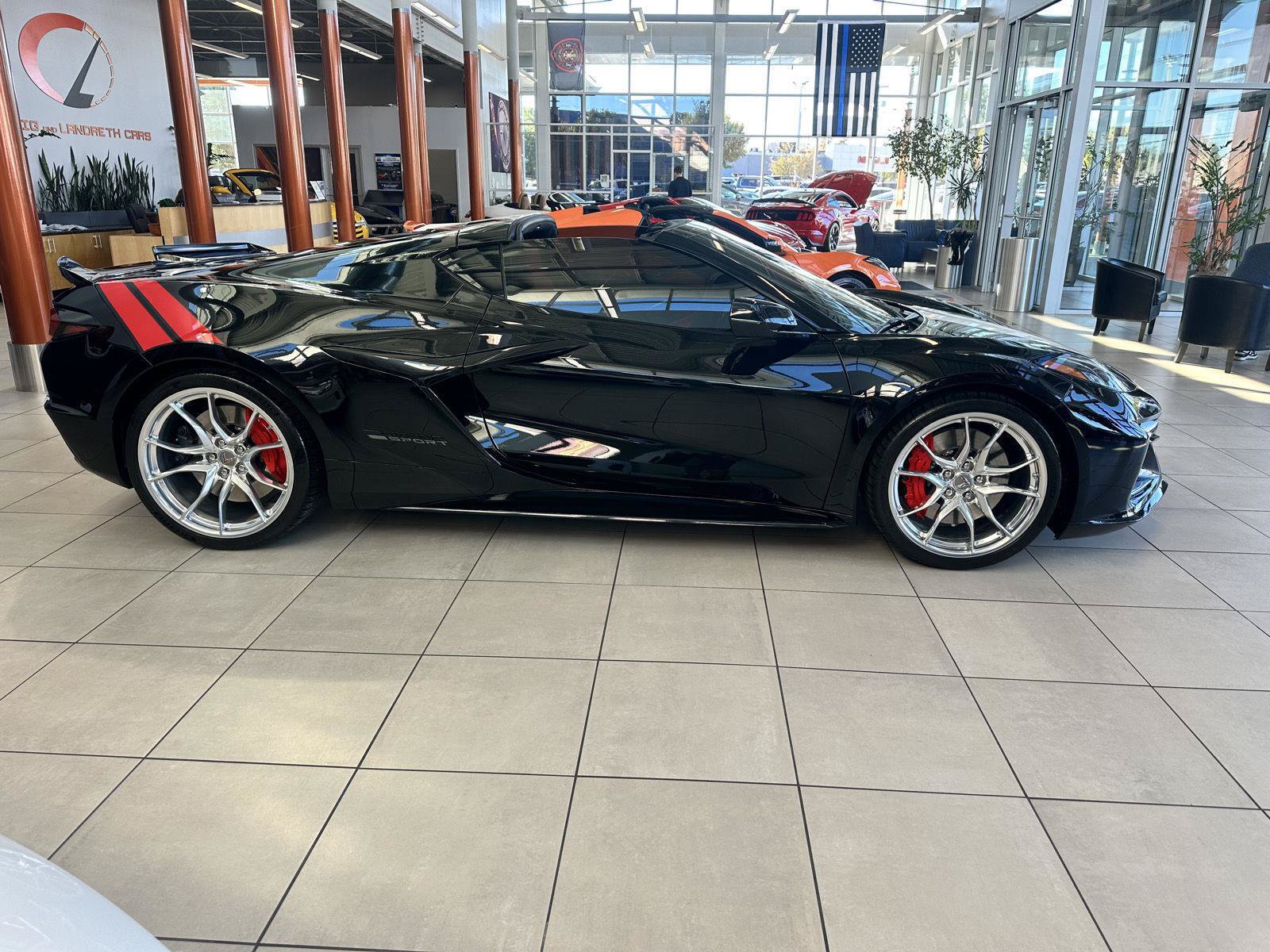 Used 2027 Chevrolet Corvette Grand Sport w/ Z52 Sport Performance Package RWD image 6