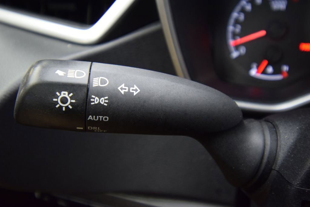 Used 2022 Toyota Corolla SE image 31