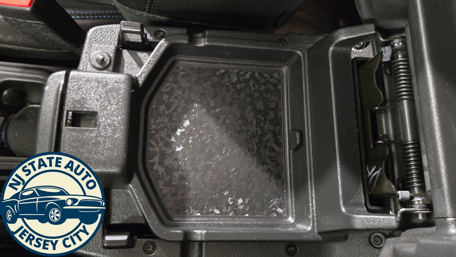 Used 2023 Jeep Wrangler Unlimited Rubicon 4xe w/ Dual Top Group image 23