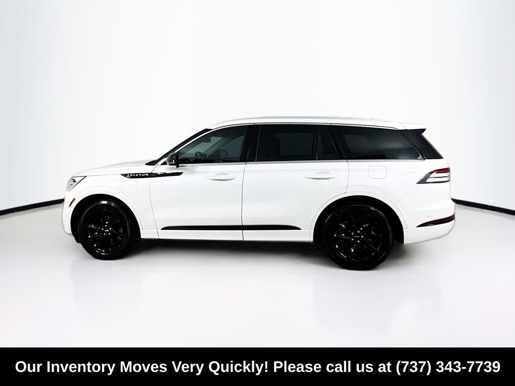 Used 2020 Lincoln Aviator Grand Touring w/ Equipment Group 301A AWD/4WD image 4
