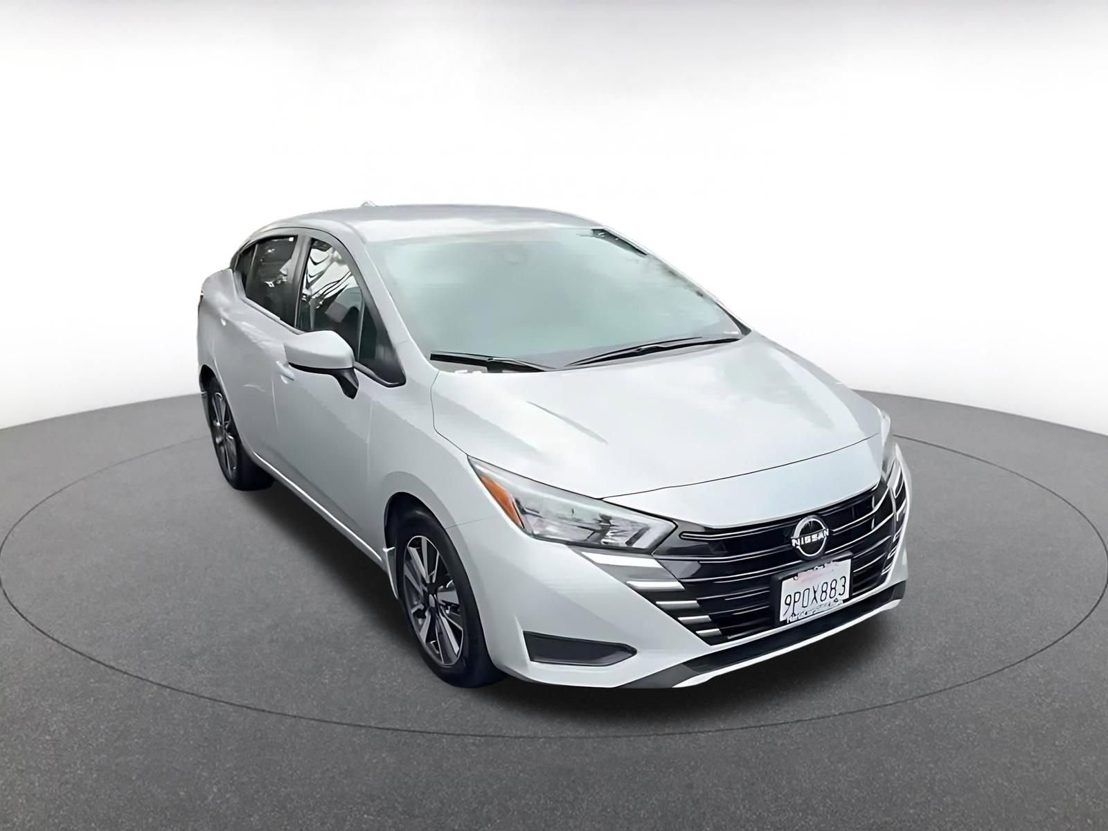 Used 2025 Nissan Versa SV w/ Trunk Package FWD image 3