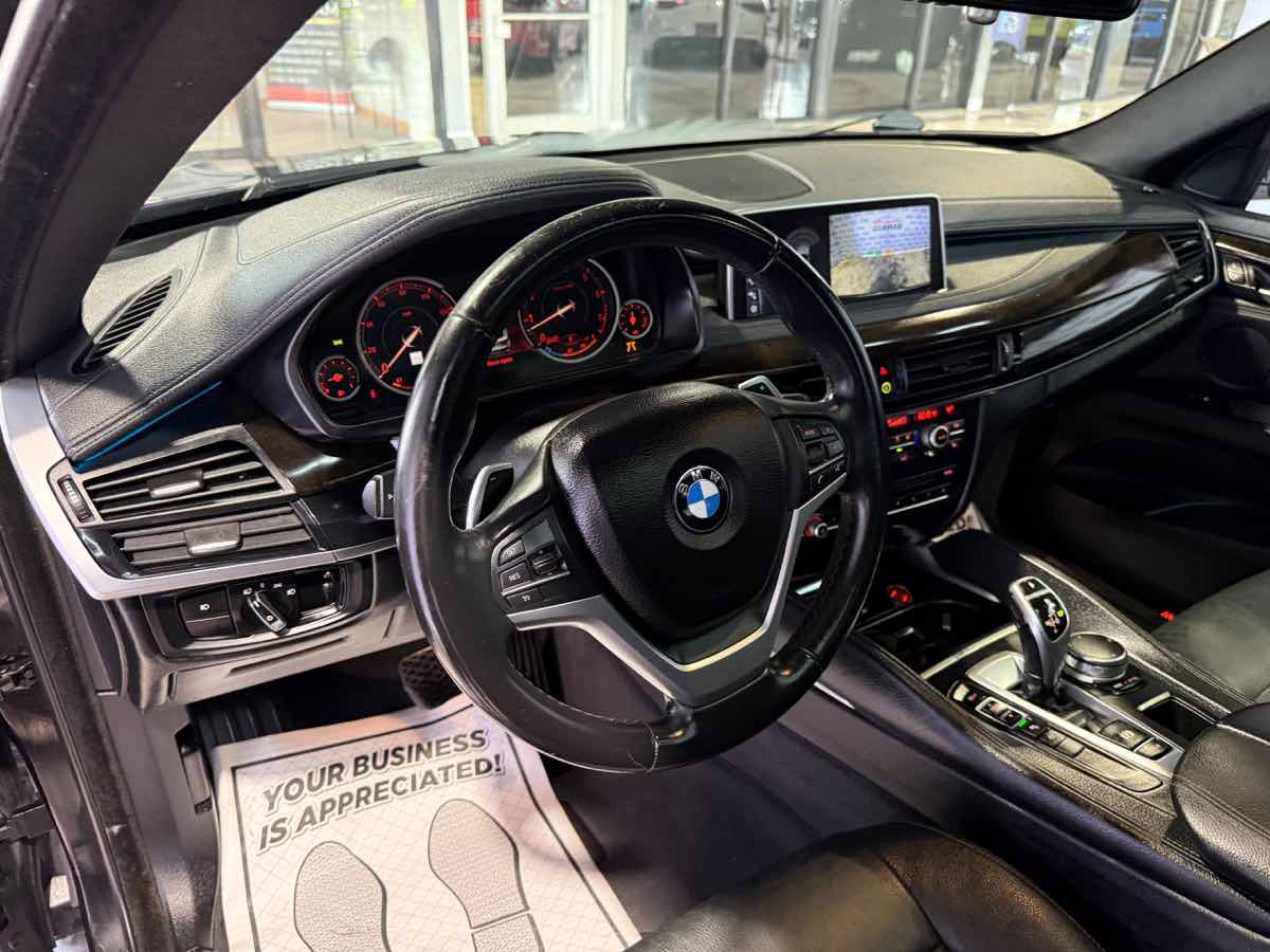 Used 2017 BMW X6 sDrive35i RWD image 25