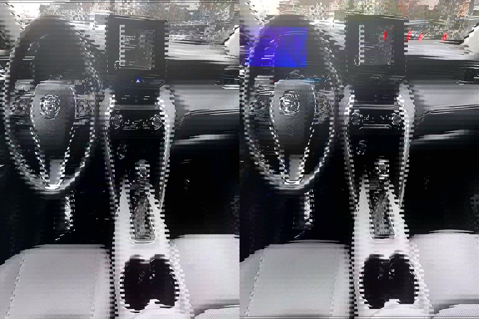 Used 2023 Toyota Venza LE image 13