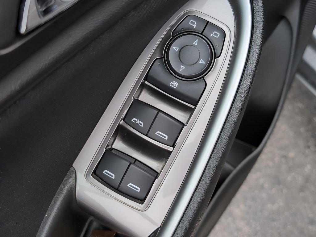 Used 2023 Chevrolet Malibu LT image 12