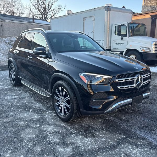 Used 2025 Mercedes-Benz GLE 350 4MATIC image 9