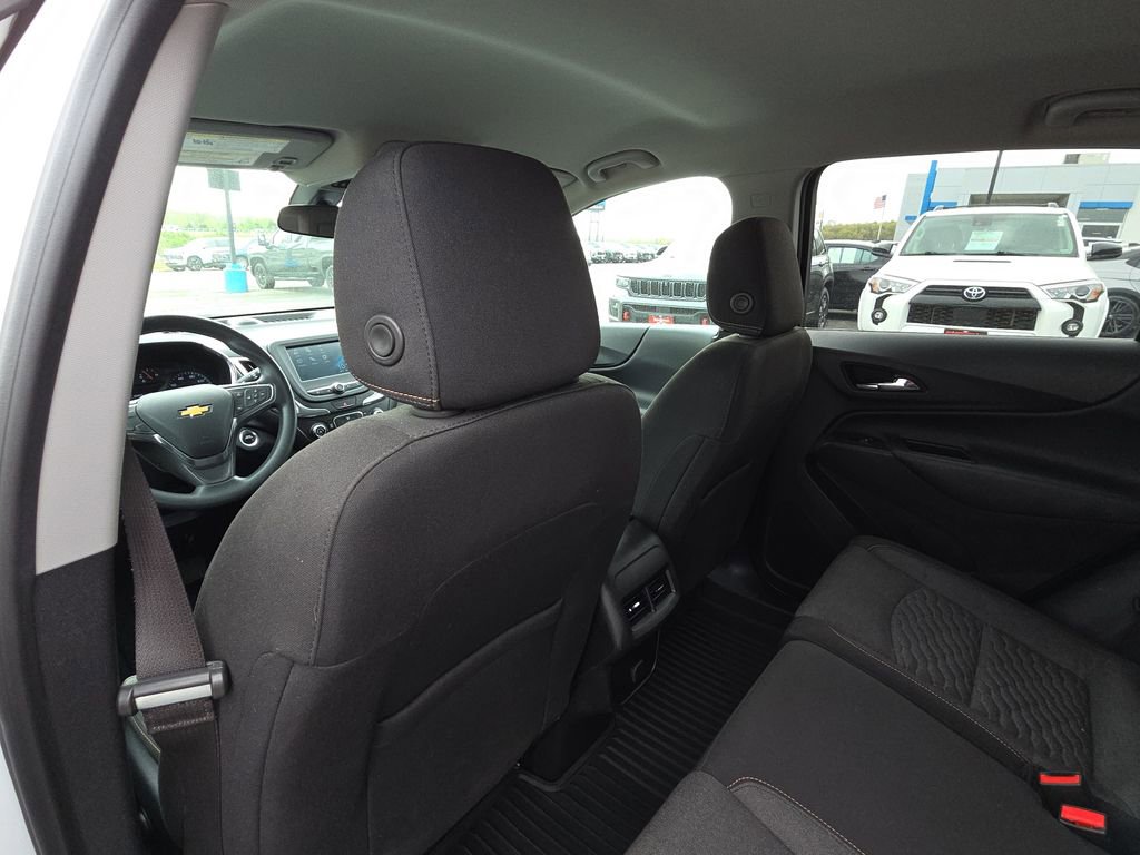 Used 2018 Chevrolet Equinox LT image 27