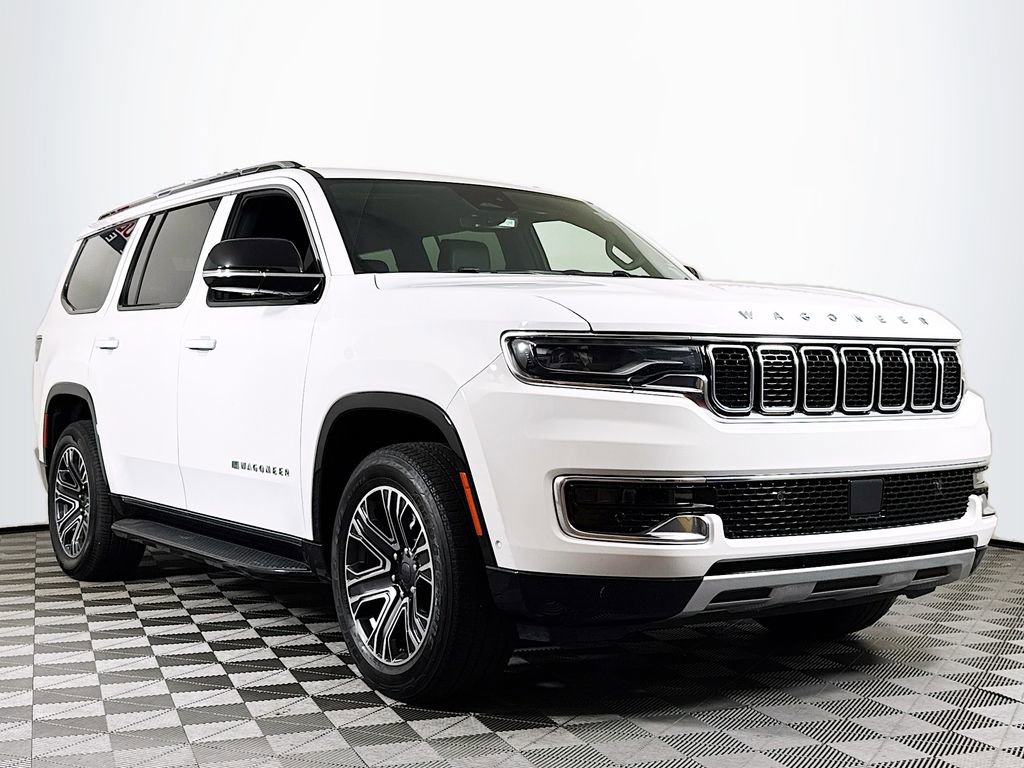 Used 2024 Jeep Wagoneer Series II w/ Flexible Seating Group RWD image 1