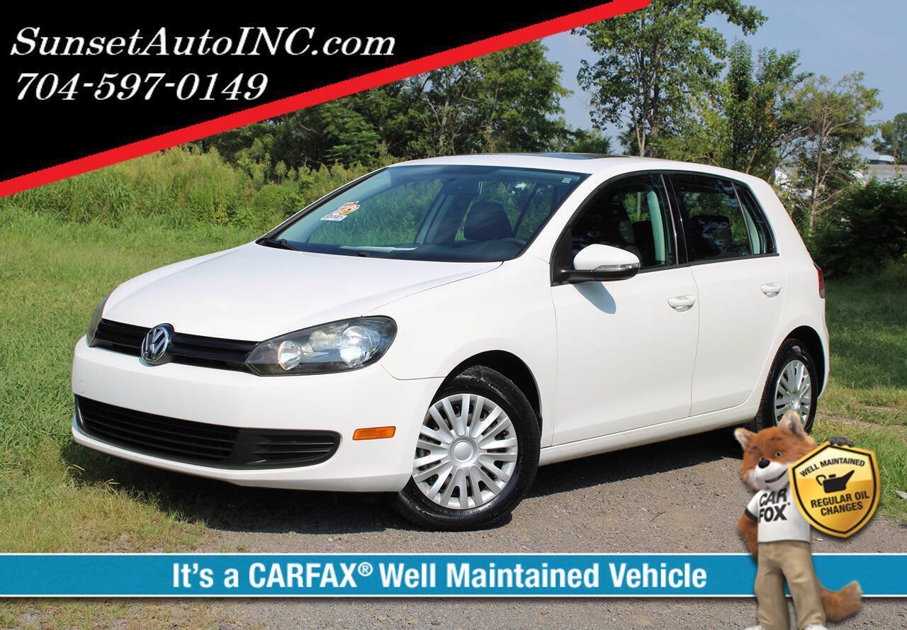 Used 2011 Volkswagen Golf 4-Door FWD image 1