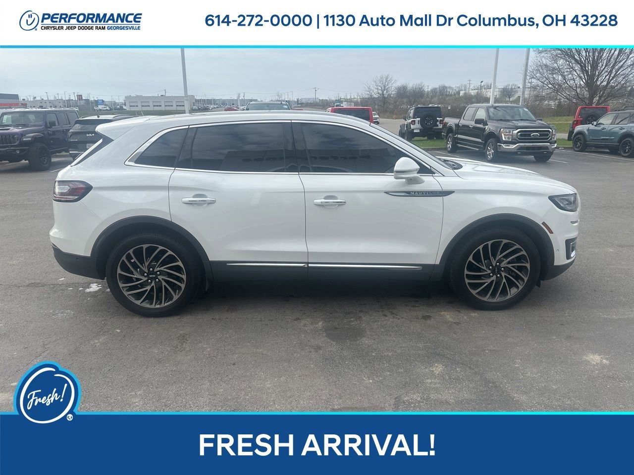 Used 2020 Lincoln Nautilus Reserve w/ Equipment Group 201A image 3