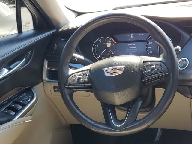 Used 2019 Cadillac XT4 Luxury w/ Cold Weather Package AWD/4WD image 31