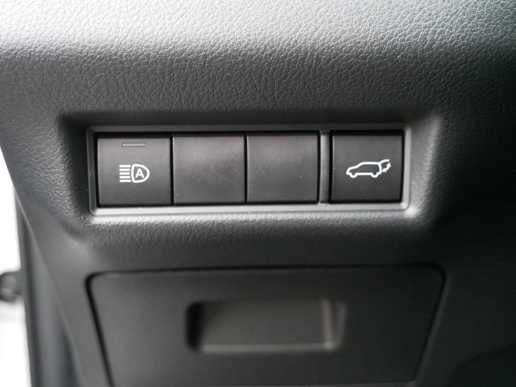 Used 2024 Toyota Grand Highlander AWD image 18