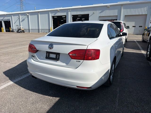 Used 2014 Volkswagen Jetta TDI image 5