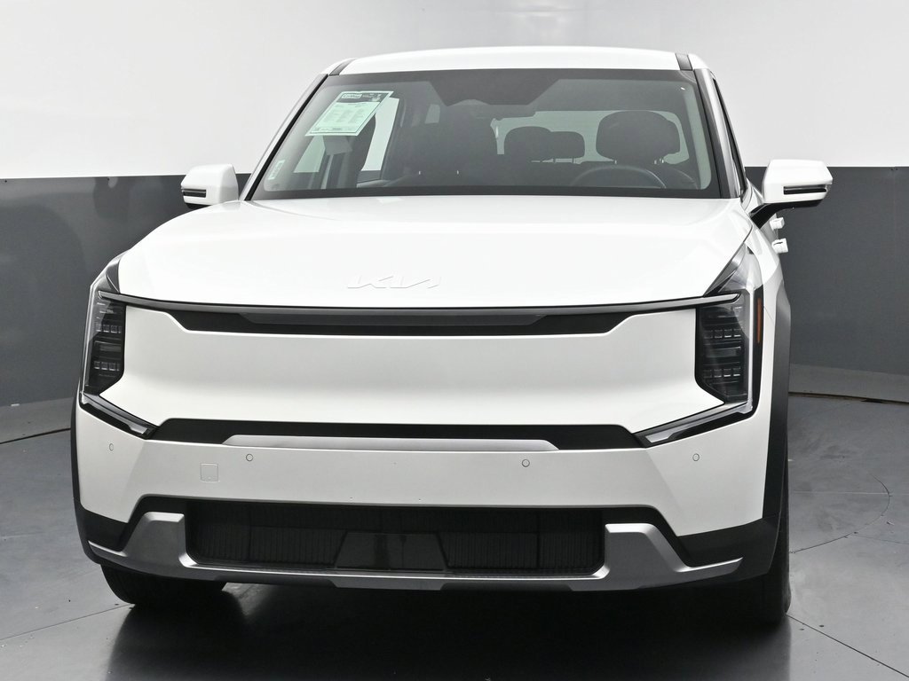 Used 2024 Kia EV9 Light image 7