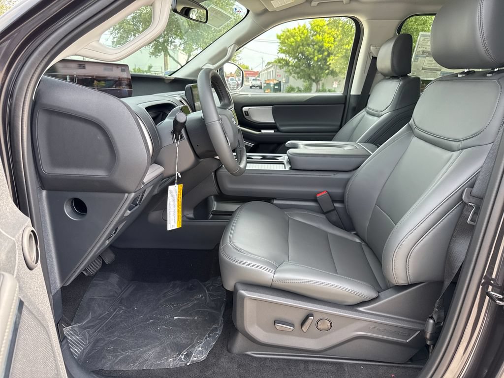 New 2027 Ford Expedition Max Active RWD image 20
