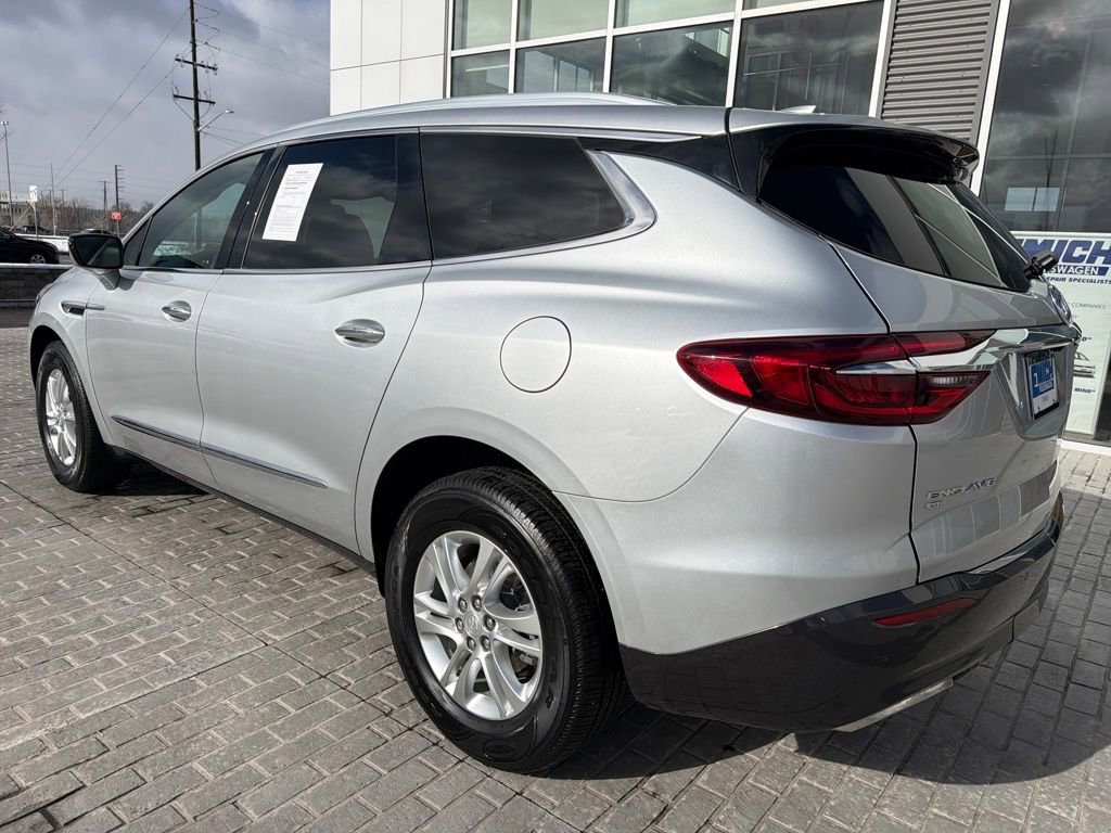 Used 2021 Buick Enclave Essence w/ Sound and Sites Package image 3