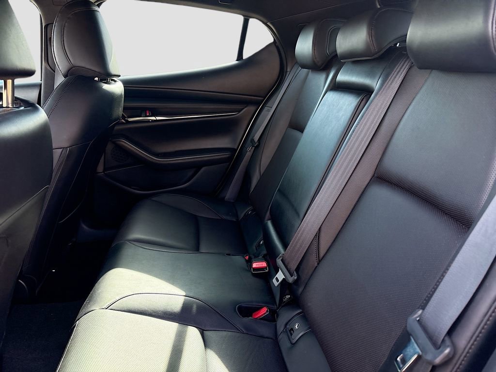 Used 2023 MAZDA MAZDA3 s image 25