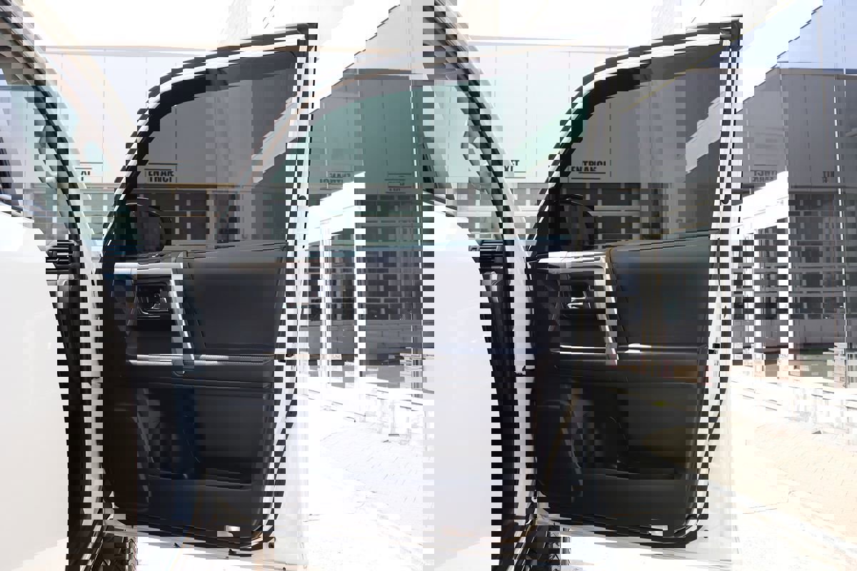 Used 2023 Toyota 4Runner SR5 Premium image 46