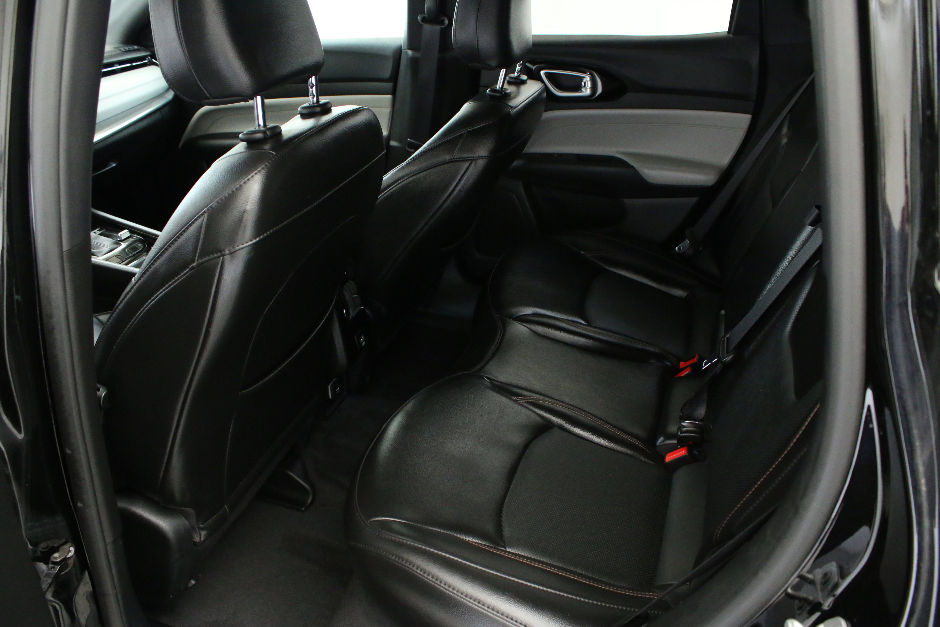 Used 2023 Jeep Compass Limited AWD/4WD image 21