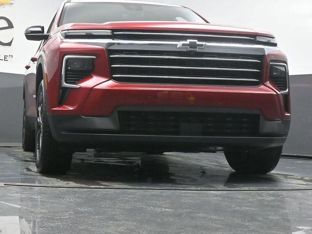 New 2026 Chevrolet Traverse LT w/ Sun and Wheel Package image 3