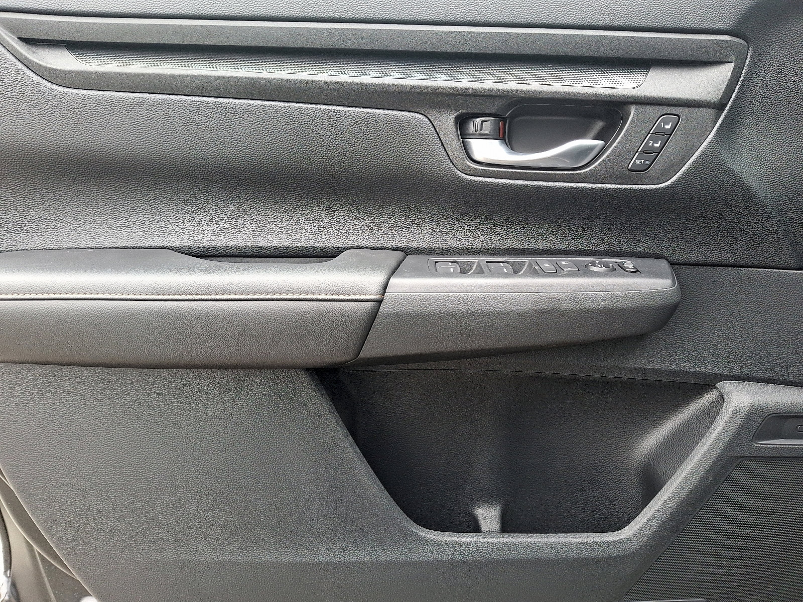 Certified 2025 Honda CR-V Sport-L image 11