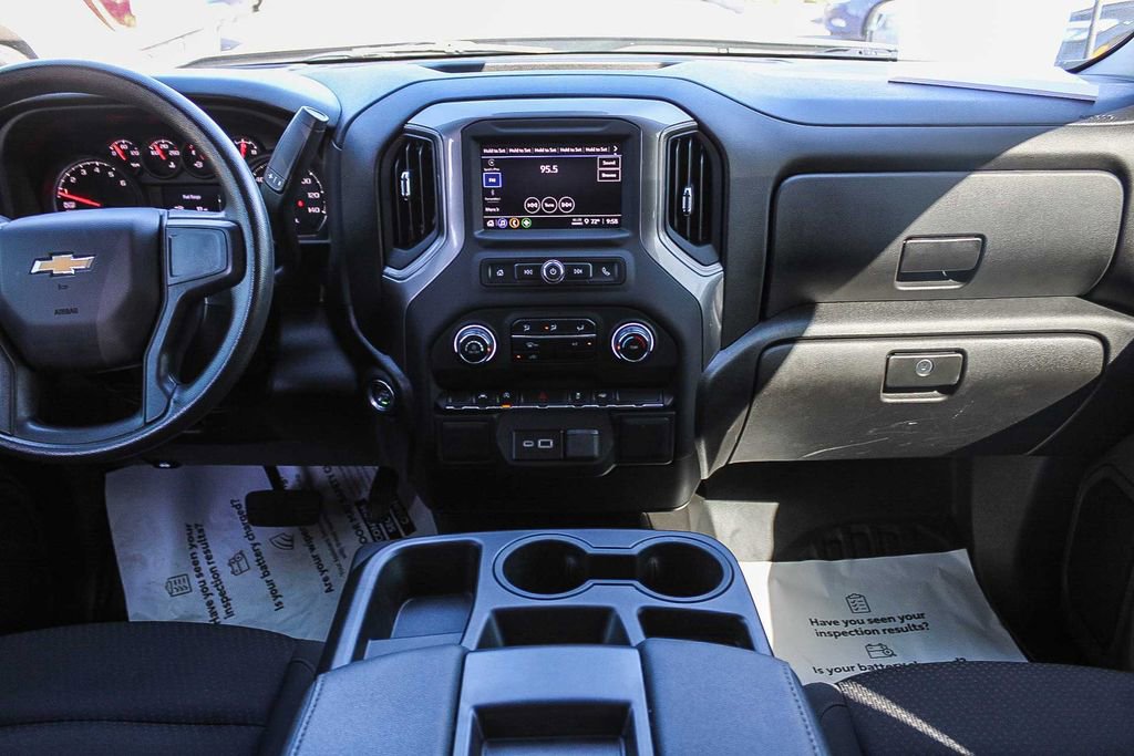 Used 2025 Chevrolet Silverado 1500 W/T image 12