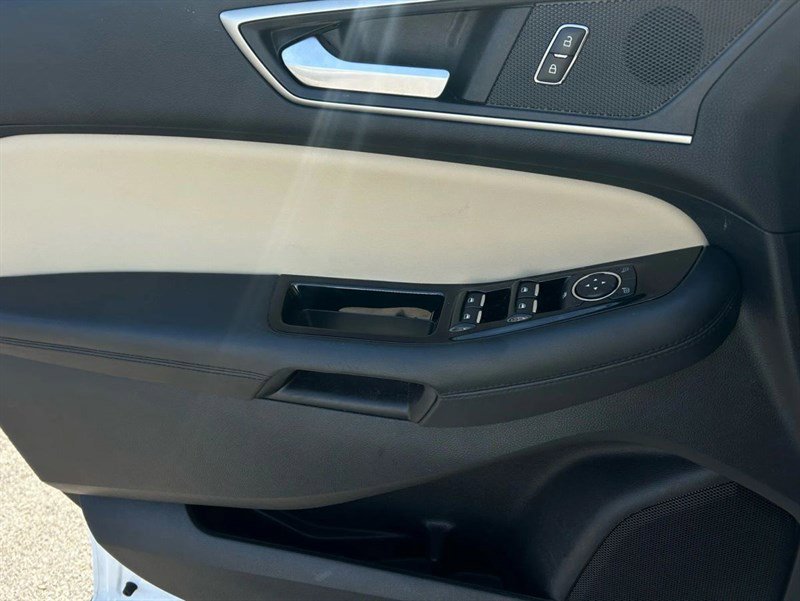 Used 2019 Ford Edge SEL w/ Equipment Group 201A image 16