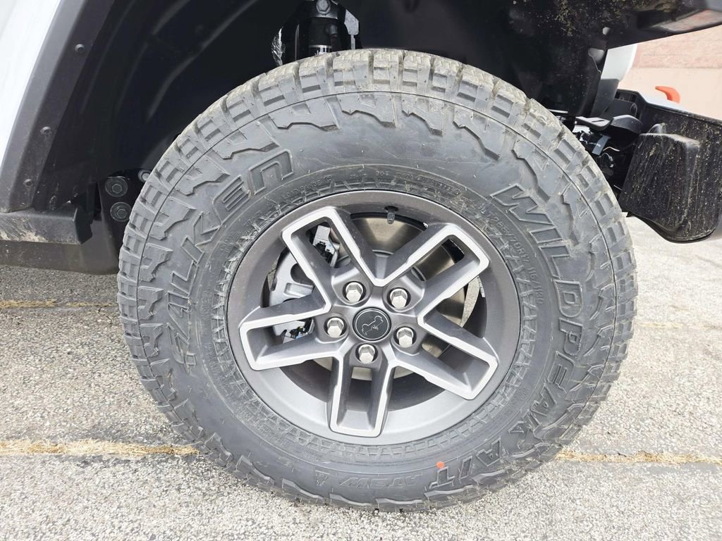 New 2026 Jeep Gladiator Mojave w/ Safety Group AWD/4WD image 19