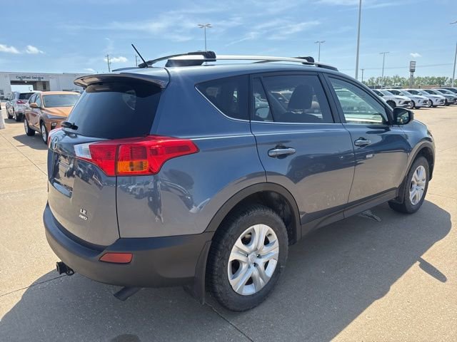 Used 2014 Toyota RAV4 LE AWD/4WD image 3