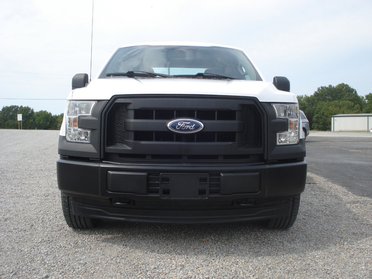 Used 2017 Ford F150 XL w/ Equipment Group 101A Mid image 3