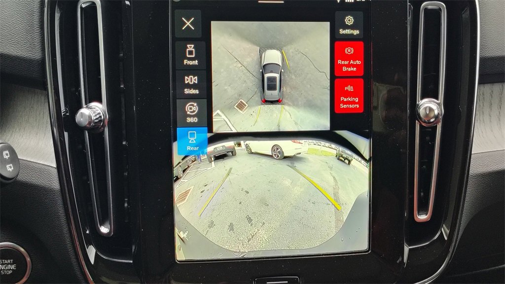 New 2026 Volvo XC40 B5 Plus w/ Climate Package image 20