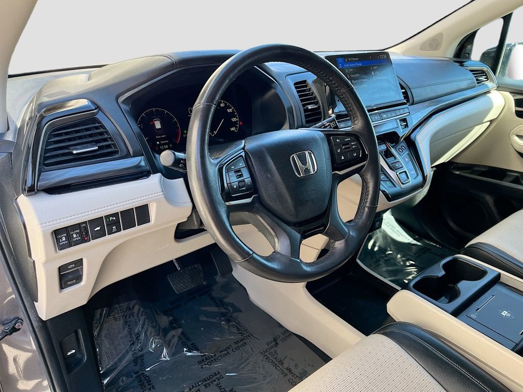 Used 2025 Honda Odyssey Elite image 9