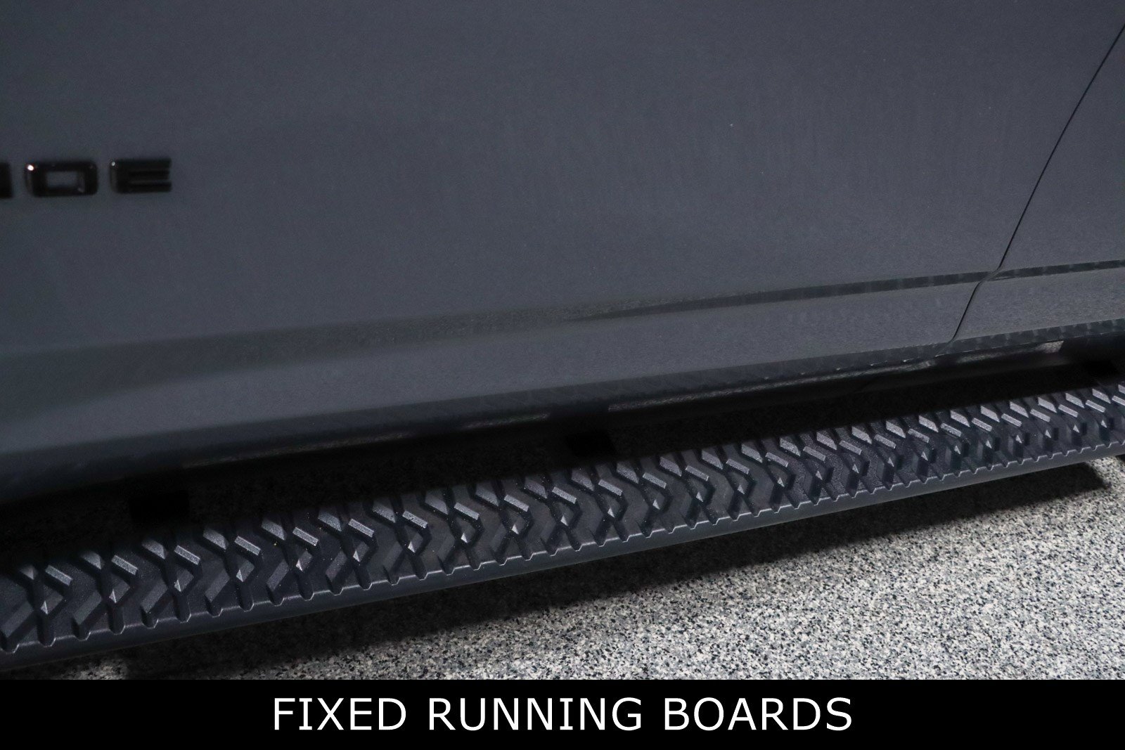 Used 2022 Chevrolet Tahoe Z71 w/ Luxury Package AWD/4WD image 12