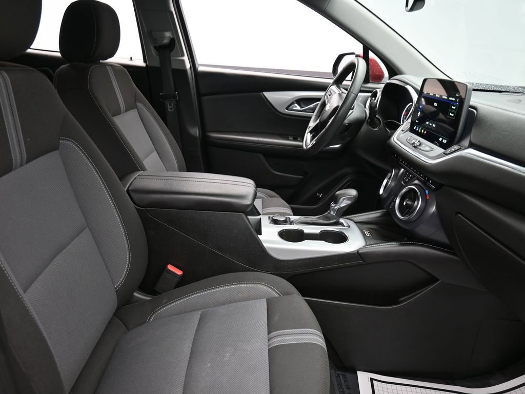 Used 2023 Chevrolet Blazer LT w/ Convenience Package image 19