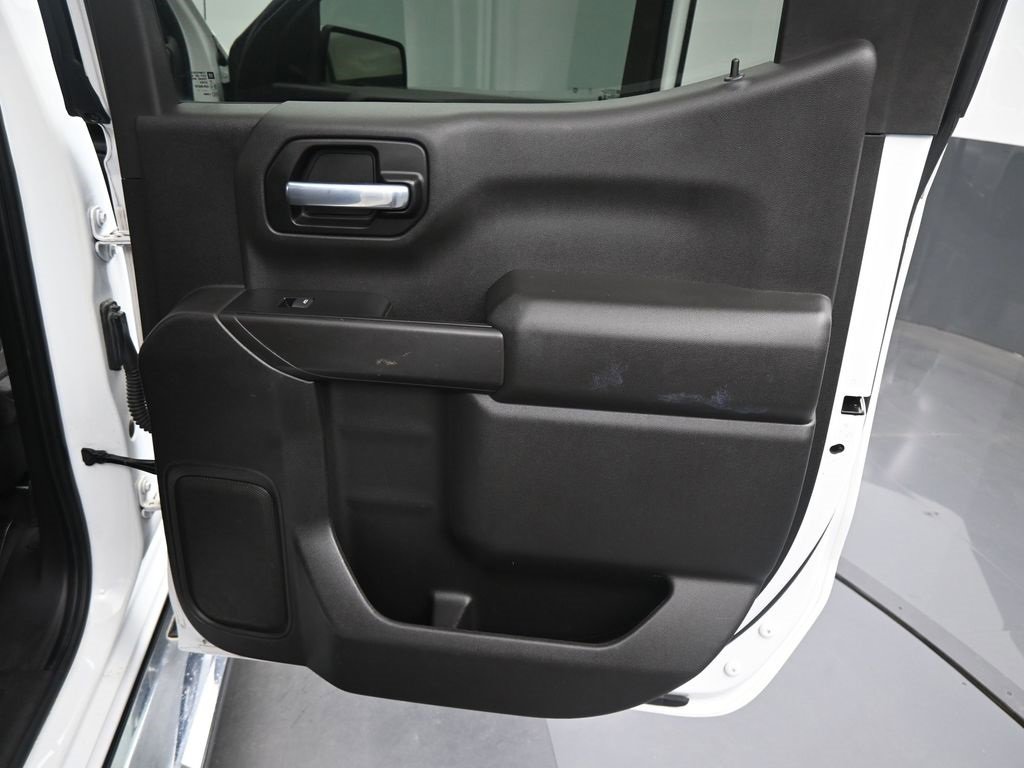 Used 2021 Chevrolet Silverado 1500 LT image 19