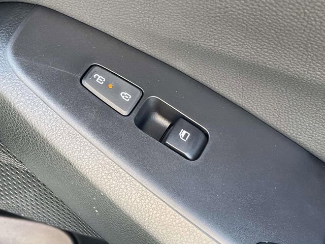 New 2026 Kia Seltos S image 13