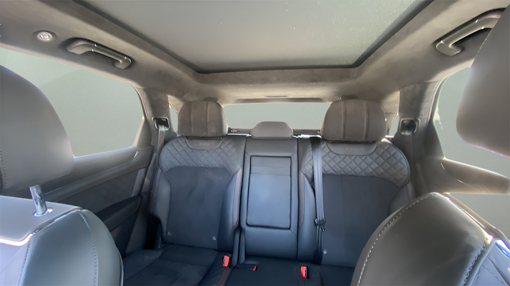 Used 2020 Bentley Bentayga Speed AWD/4WD image 22