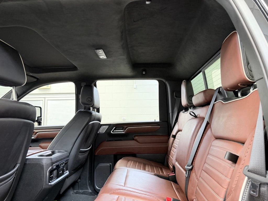 Used 2024 GMC Sierra 3500 Denali Ultimate AWD/4WD image 22
