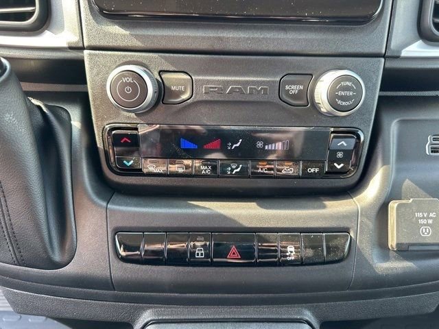 New 2024 RAM ProMaster 3500 w/ Quick Order Package 22G SLT image 20