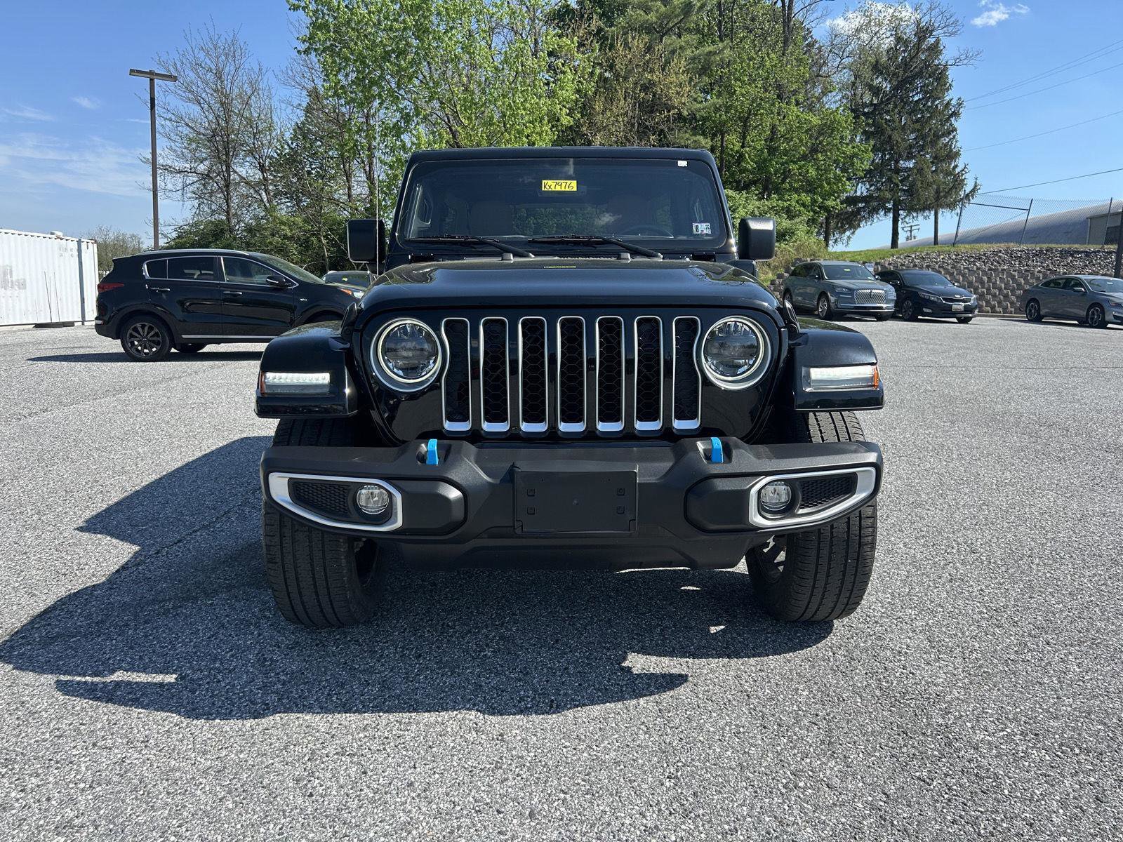Used 2023 Jeep Wrangler Sahara image 2