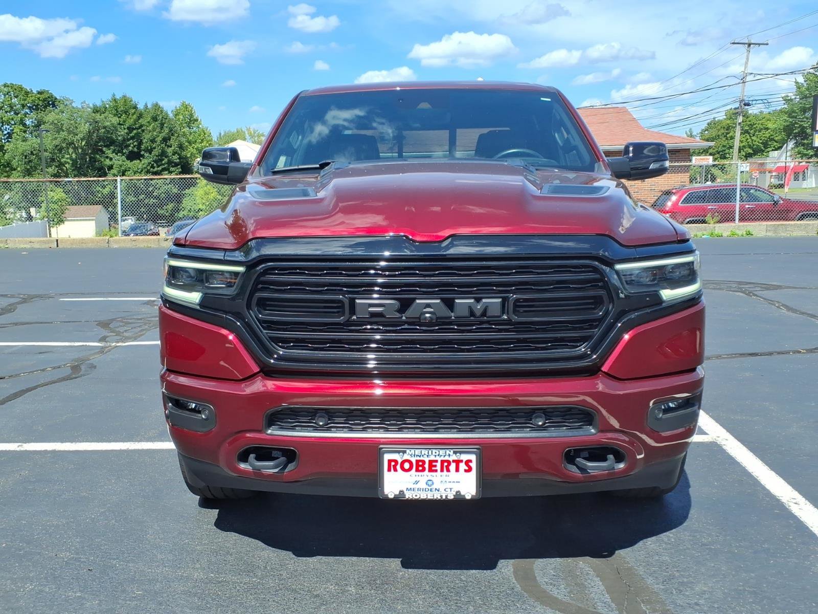 Used 2023 RAM 1500 Limited AWD/4WD image 3