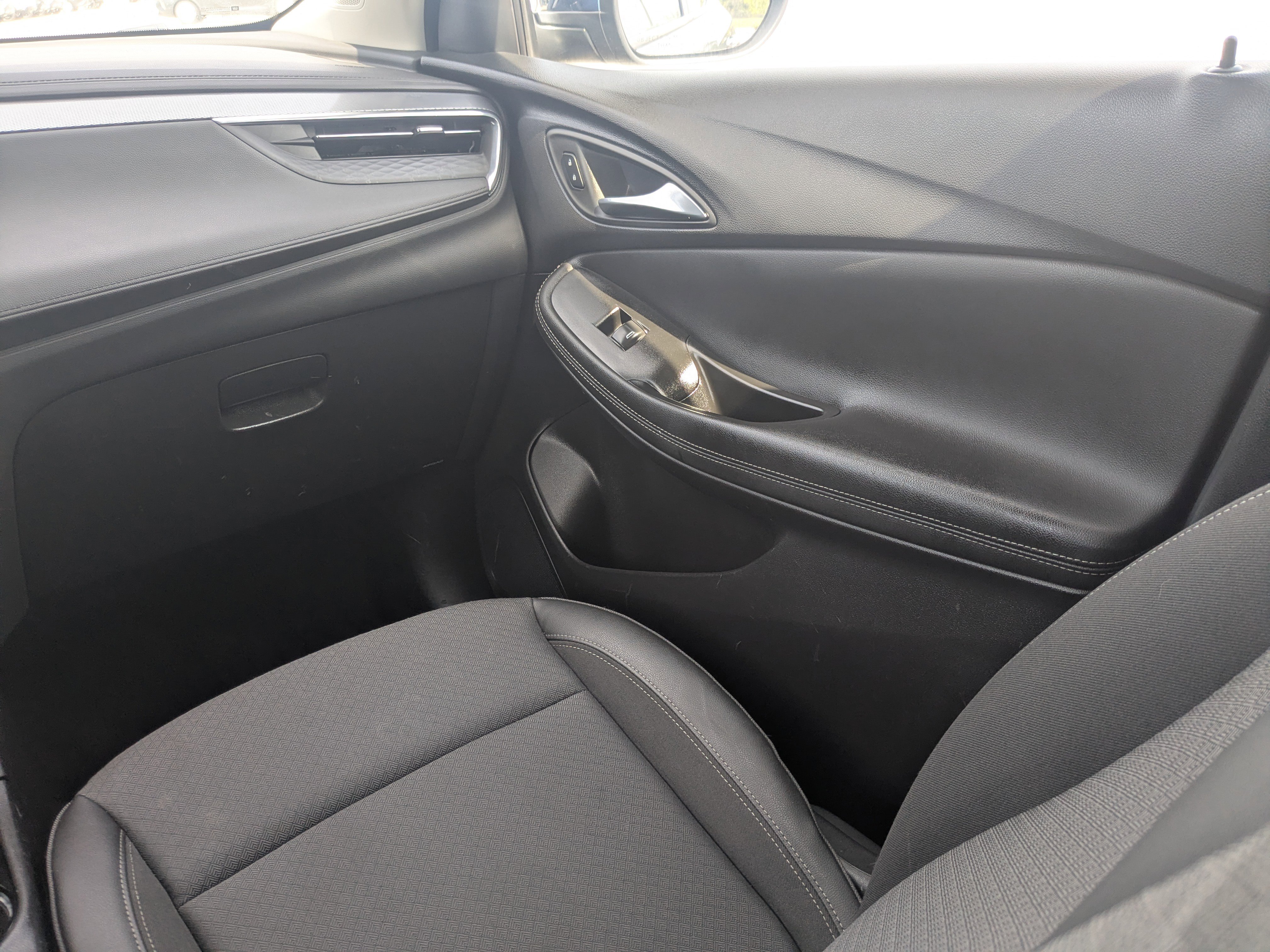 Used 2024 Buick Encore GX Preferred FWD image 19
