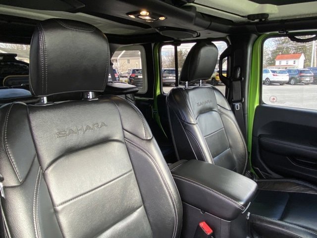 Used 2019 Jeep Wrangler Unlimited Sahara w/ Dual Top Group image 23