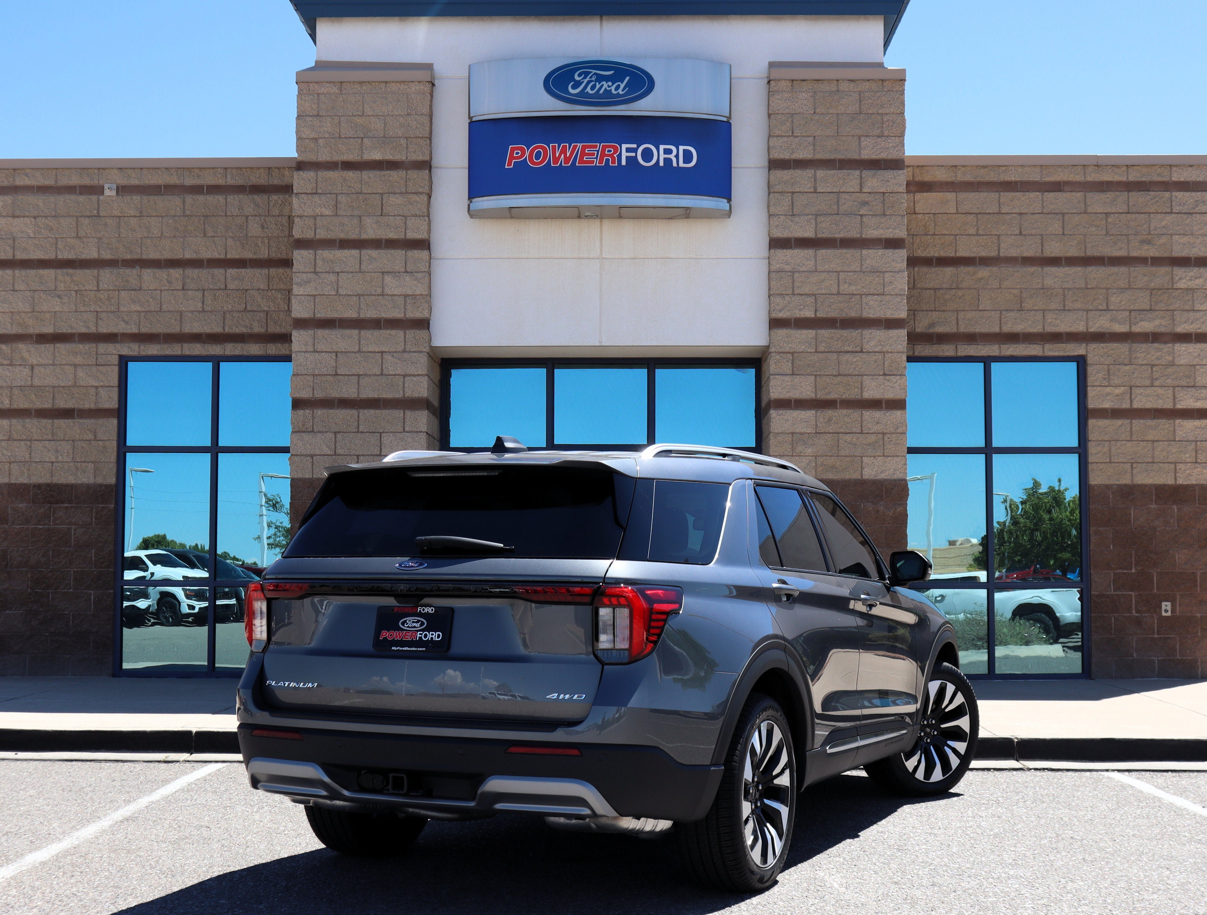 New 2026 Ford Explorer Platinum w/ LUX Leather Package AWD/4WD image 6