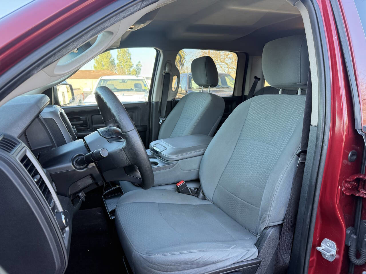 Used 2014 RAM 1500 Express image 10